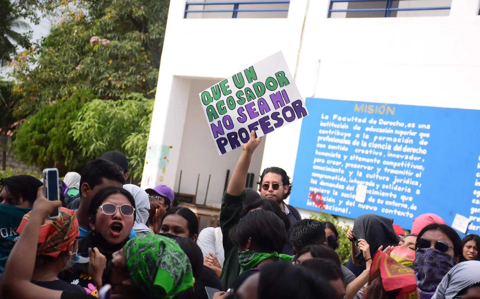 921138_Protesta Profesores Acosadores Chiapas-4_impreso